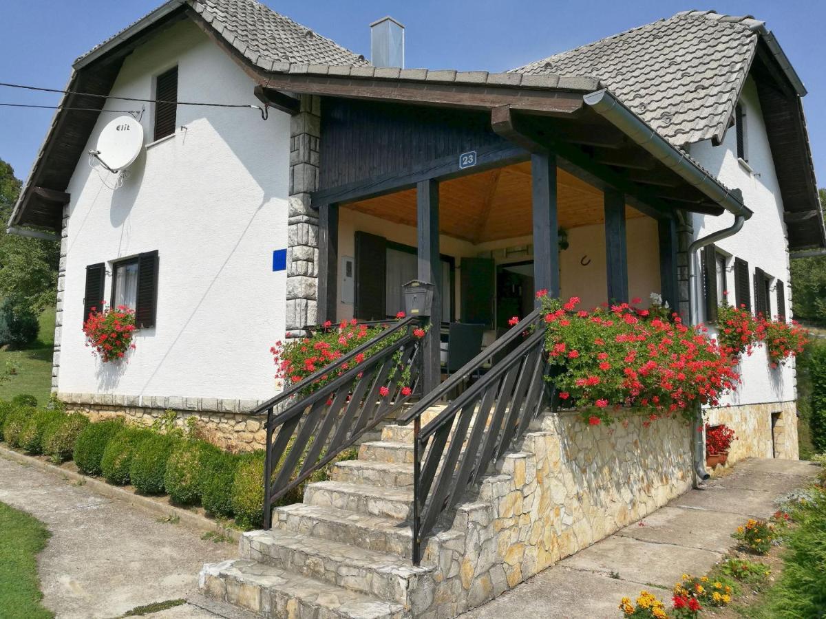 ポールヤナク House Maricaヴィラ エクステリア 写真